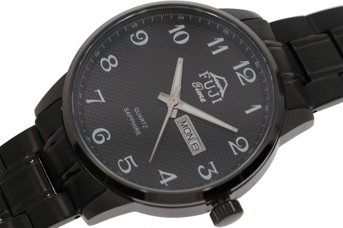 M7133QB_BLACK_DIAL kopia.jpg